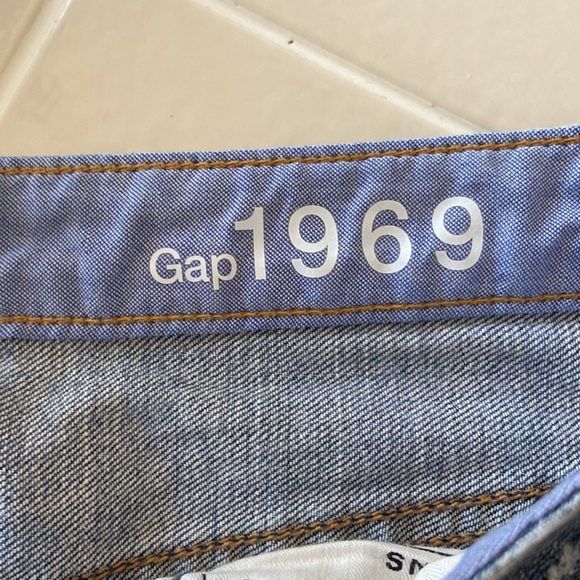 Gap 1969 Button Front Denim Skirt size 8 - Picture 4 of 7